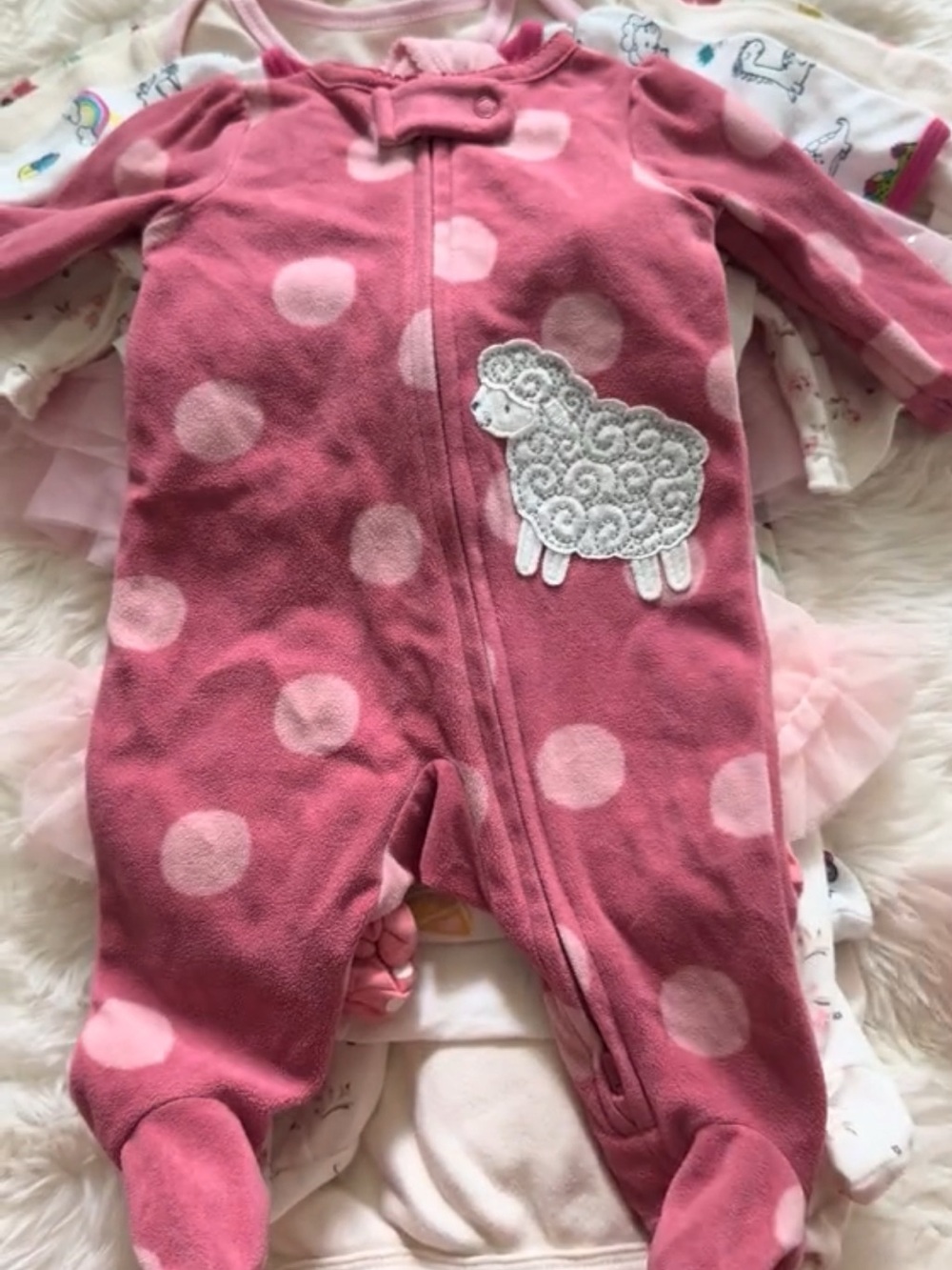 Newborn Girl Clothing Lot - 20 Pieces Bundle - Picture 3 of 3